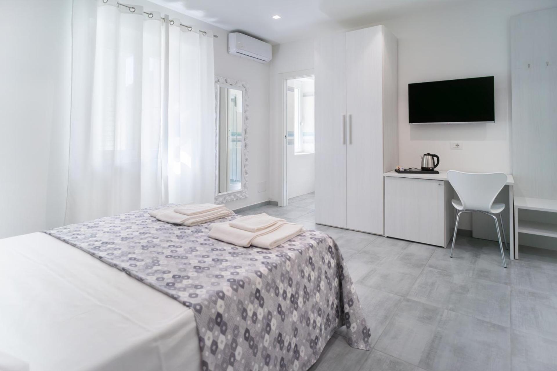 Vincent Guesthouse Scalea Dış mekan fotoğraf